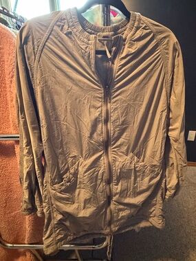 Free People Lightweight women’s Zip-Front Jacket in silver gray